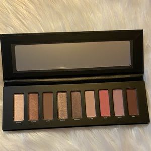 Studio Makeup eyeshadow palette